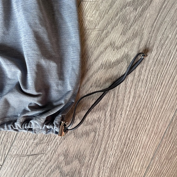 lululemon Run: Your heart out Gray Tank Top - Picture 4 of 8
